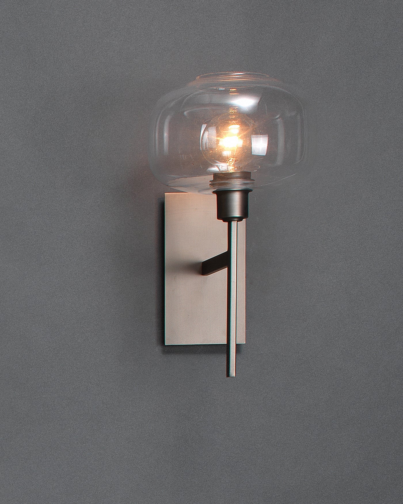 Scando Mod Sconce in Gun Metal