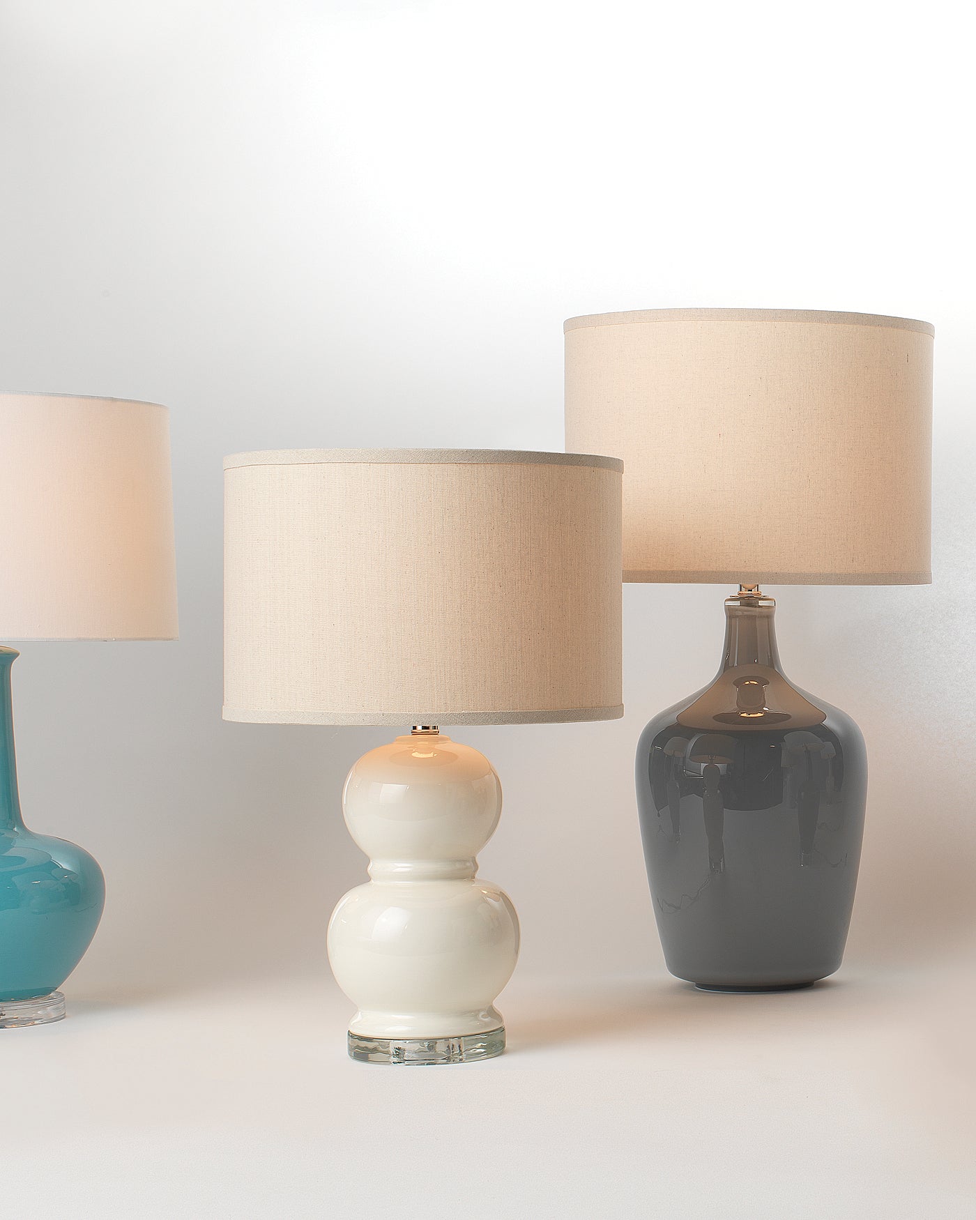 Bubble Ceramic Table Lamp in Cream Glass With Drum Shade in Pebble Linen