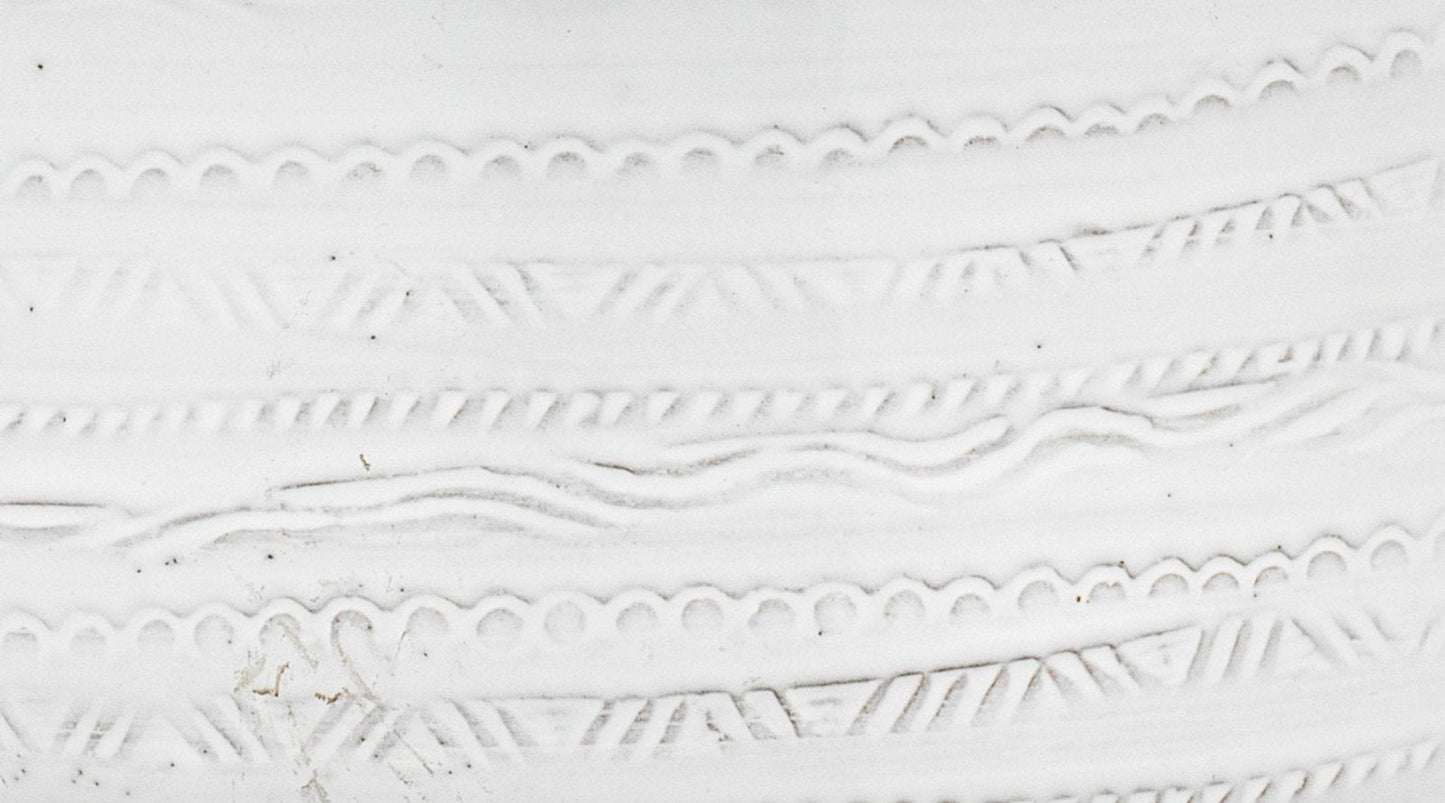 Trace Table Lamp in White Ceramic With Large Drum Shade in White Linen