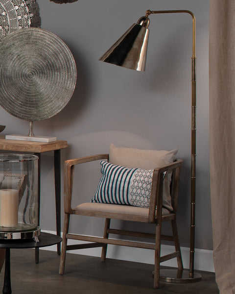 Vilhelm Reading Lamp in Antique Brass/Silver Metal (finishes will vary, A natural patina exists and is not a
defect, variation in stain pattern will occur)