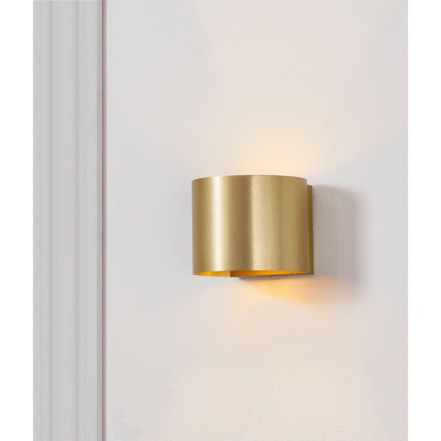 Kyan Wall Sconce