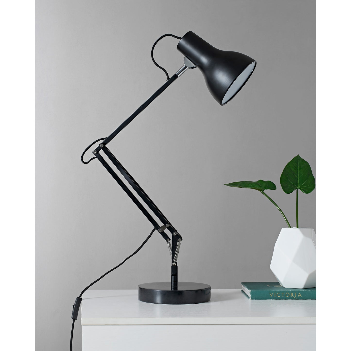 Jamie Table Lamp